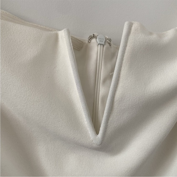 🤍NWT Lulus Dress🤍 - Picture 5 of 5